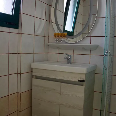 Kekatos Apartment